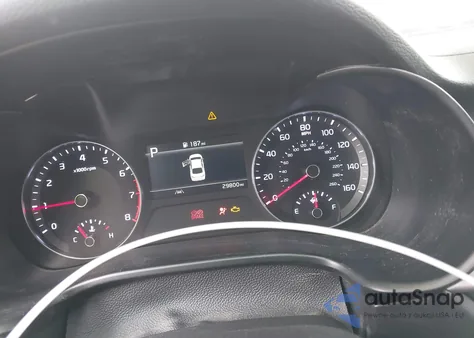 2024 Kia Forte Lxs z USA, uszkodzony, nr VIN 3KPF24AD0RE774623